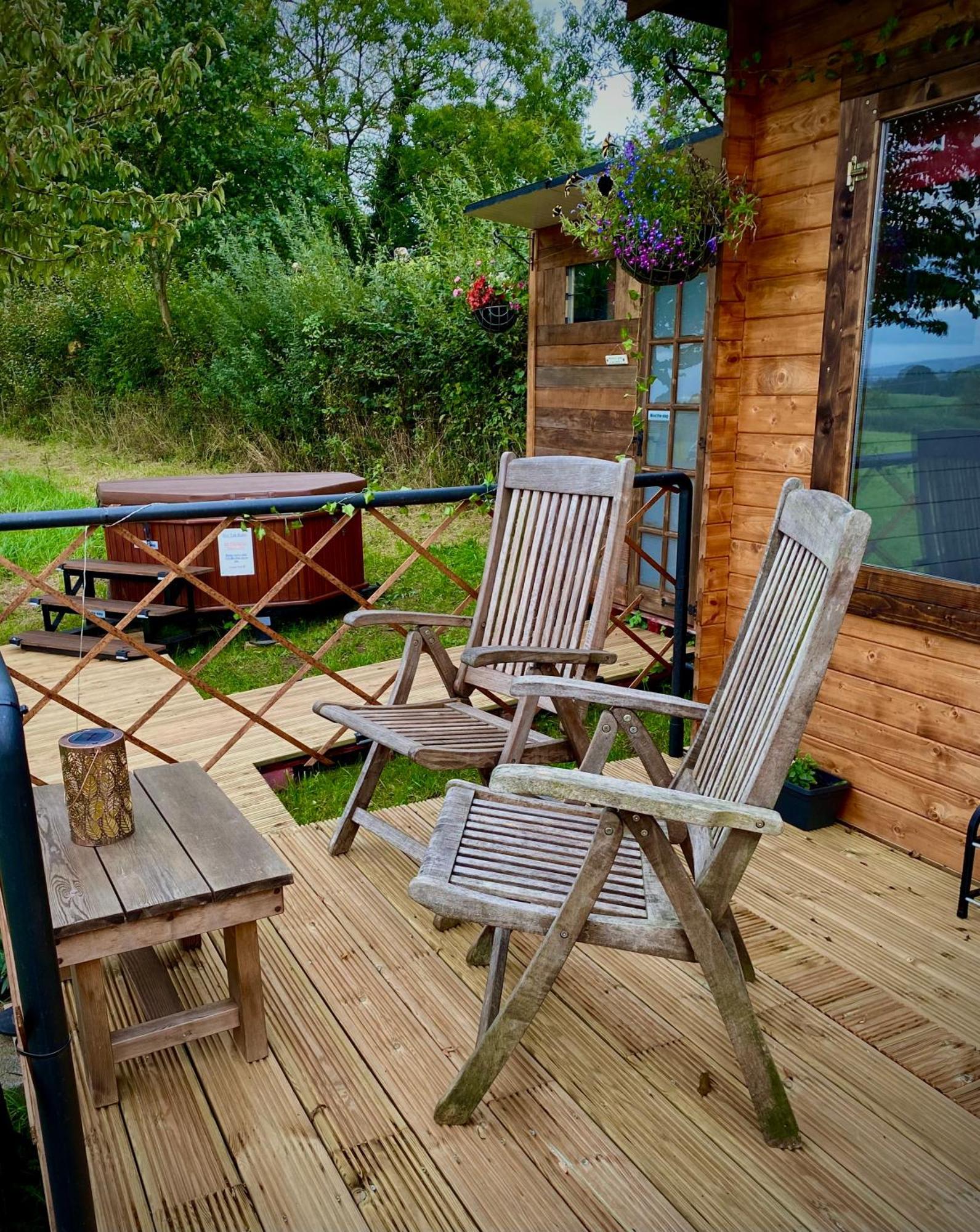 Cherry Tree Glamping Lodge Wellington  Exteriér fotografie